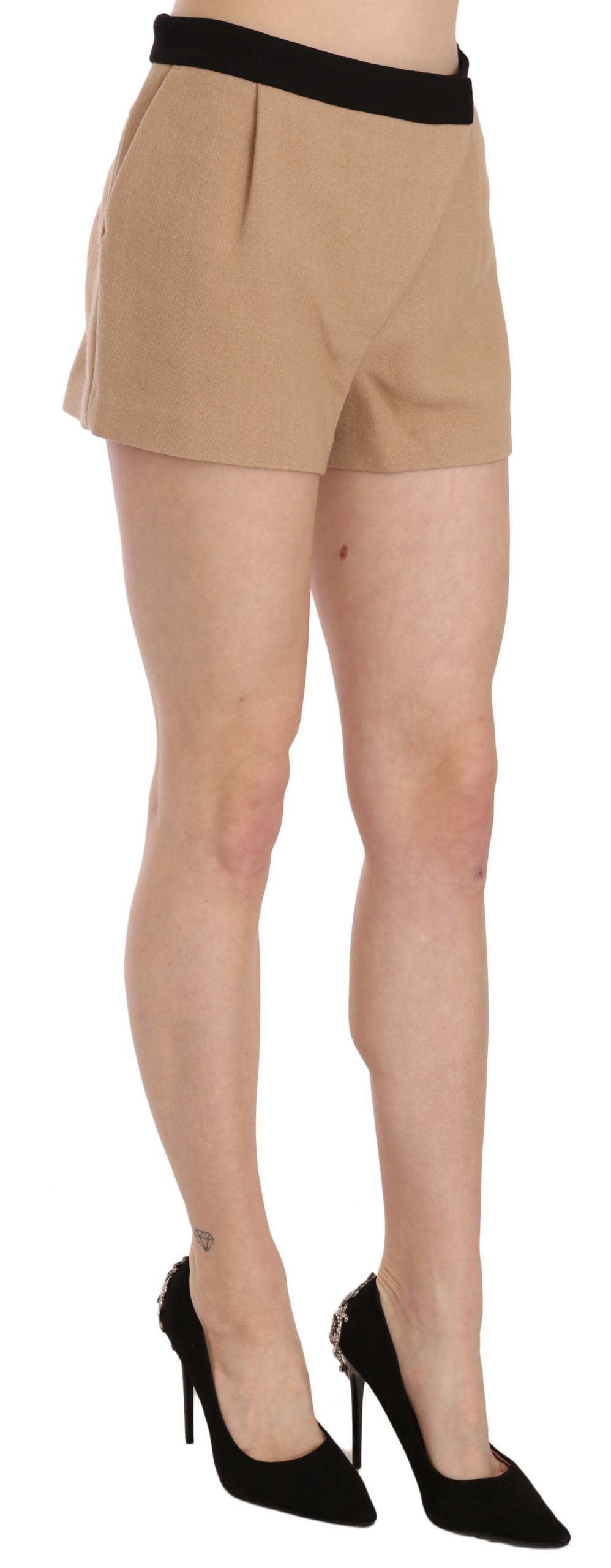 Short Costume National beige en coton (taille mi-haute)