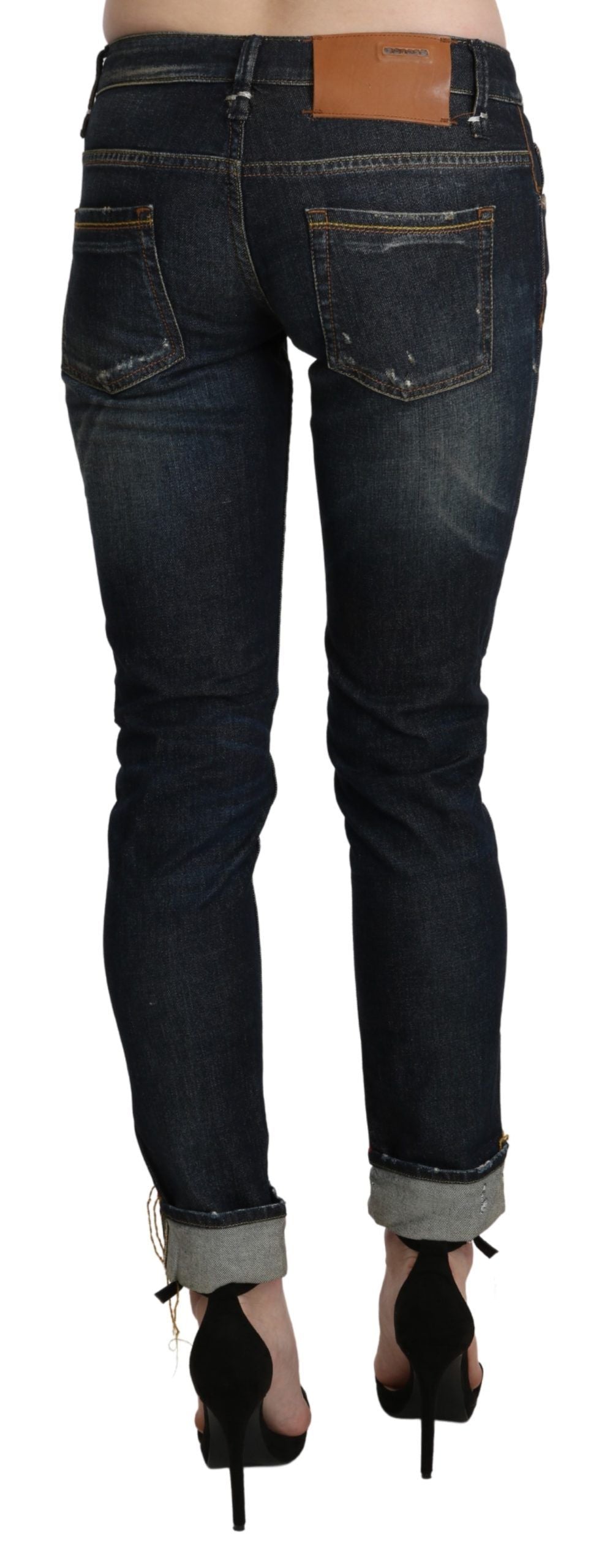 Pièce de créateur Acht bleue en denim (taille basse, court)