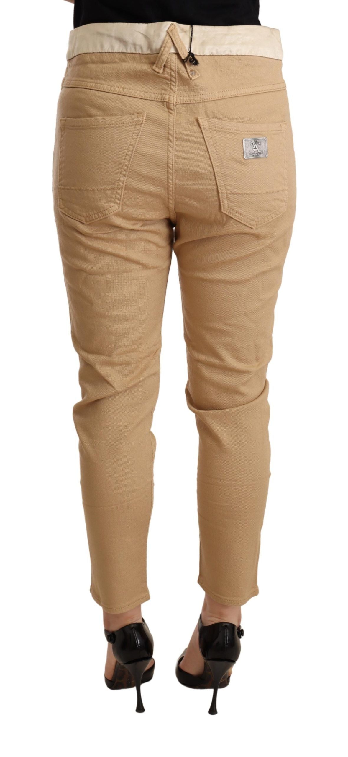 Pièce de créateur CYCLE beige (taille mi-haute, coupe ajustée)