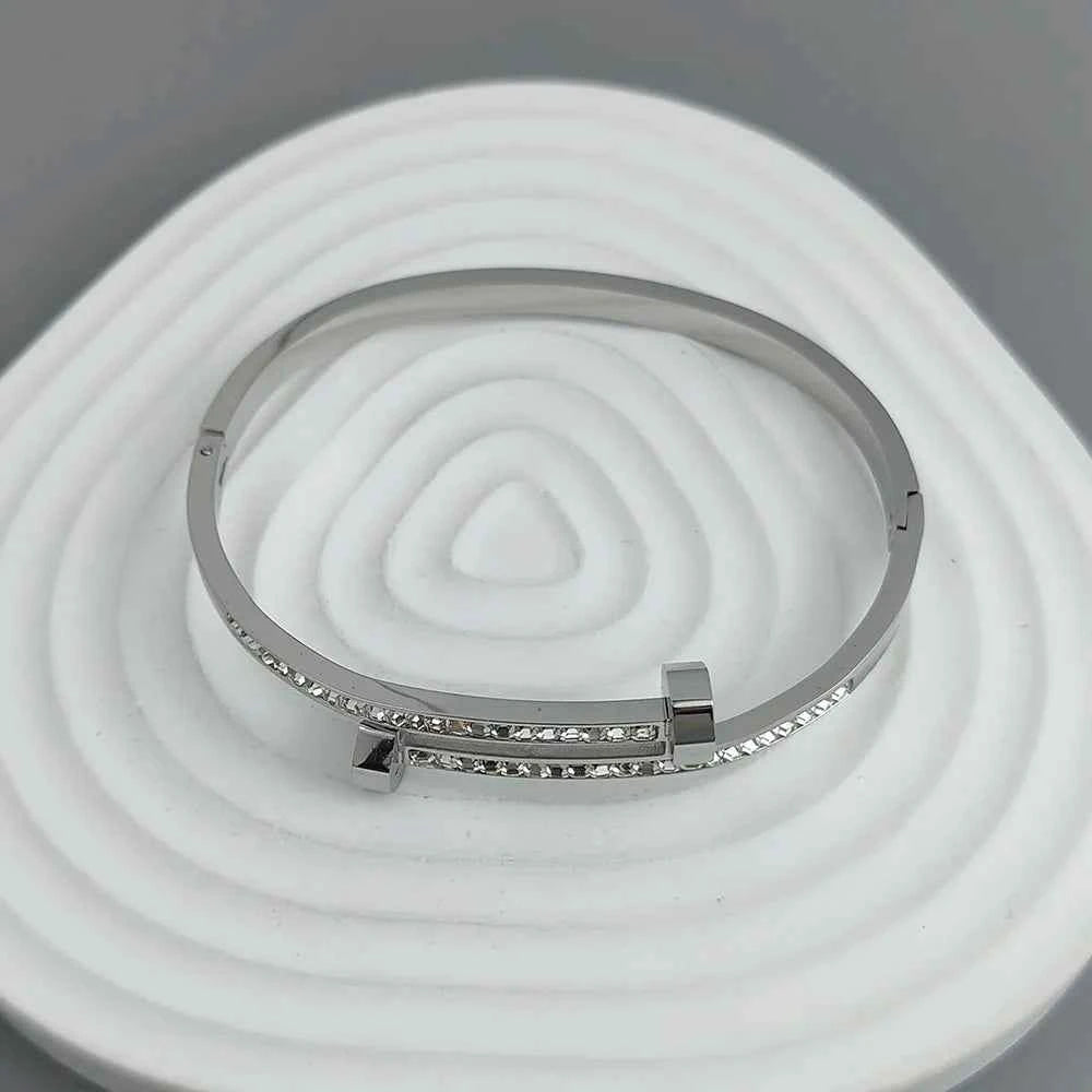 Bracelet plaqué or avec zircon