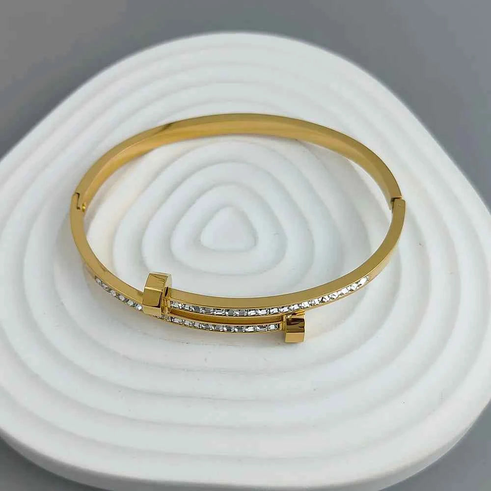 Bracelet plaqué or avec zircon