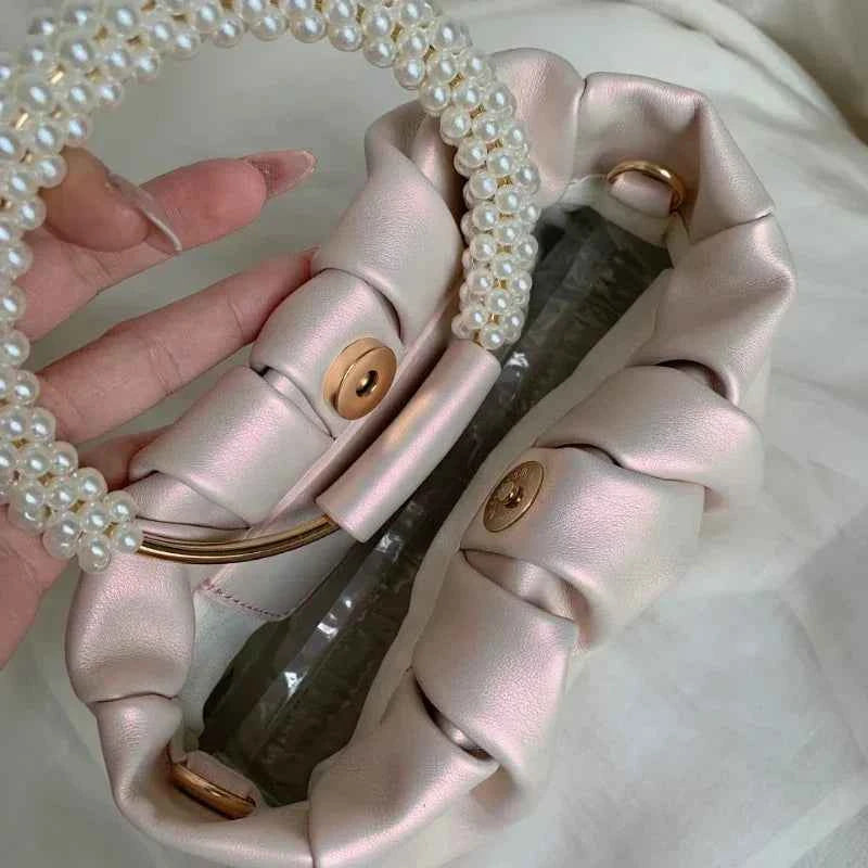 Pochette soirée avec poignée de perles